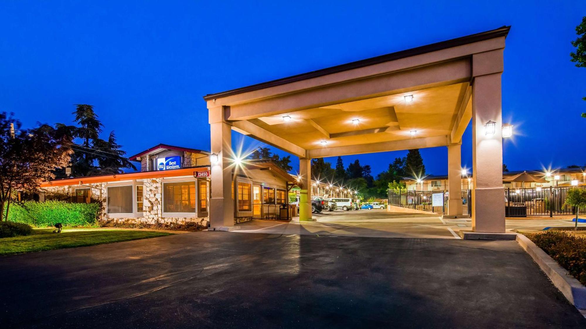 Hotel Western Golden Key Auburn